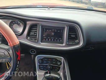 2019 Dodge Challenger R/T – miniatura 10