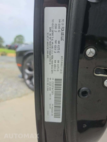 2019 Dodge Challenger R/T - miniatura 2