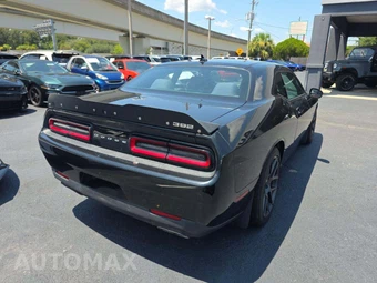 2019 Dodge Challenger R/T Scat Pack - miniatura 3