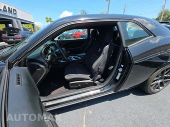 2019 Dodge Challenger R/T Scat Pack - miniatura 6