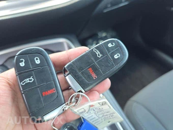2019 Dodge Challenger R/T Scat Pack - miniatura 8