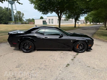 2019 Dodge Challenger SRT Hellcat - miniatura 11
