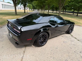 2019 Dodge Challenger SRT Hellcat - miniatura 9