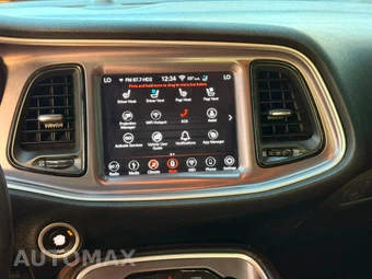 2019 Dodge Challenger SXT - miniatura 16