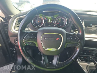 2019 Dodge Challenger SXT – miniatura 10