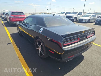 2019 Dodge Challenger SXT – miniatura 6