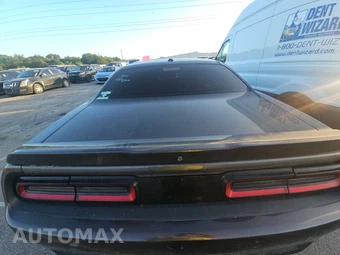 2019 Dodge Challenger SXT - miniatura 16