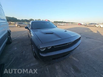 2019 Dodge Challenger SXT - miniatura 3