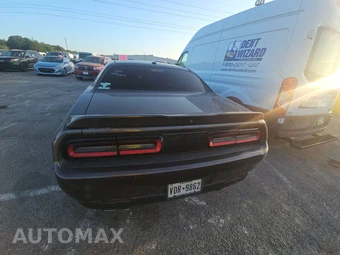 2019 Dodge Challenger SXT - miniatura 5