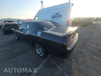 2019 Dodge Challenger SXT - miniatura 6