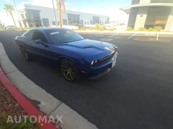 2019 Dodge Challenger SXT – miniatura 3