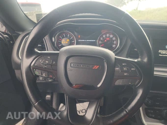 2019 Dodge Challenger SXT - miniatura 10