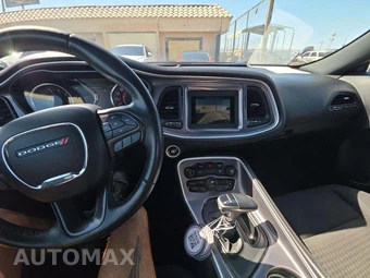 2019 Dodge Challenger SXT – miniatura 10