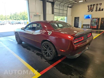 2019 Dodge Challenger SXT – miniatura 6