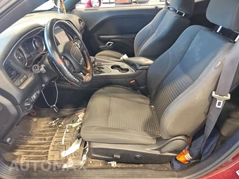 2019 Dodge Challenger SXT – miniatura 7