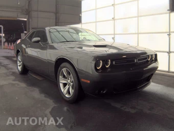 2019 Dodge Challenger SXT – miniatura 3