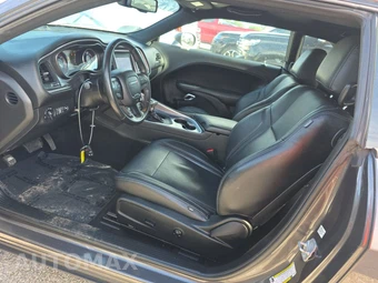 2019 Dodge Challenger SXT – miniatura 7