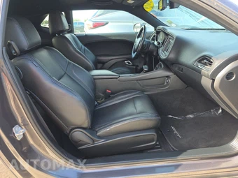 2019 Dodge Challenger SXT – miniatura 8