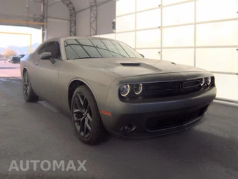 2019 Dodge Challenger SXT - miniatura 3