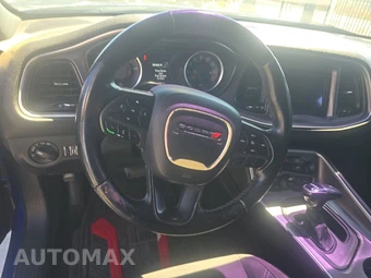 2019 Dodge Challenger SXT – miniatura 10