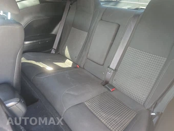 2019 Dodge Challenger SXT – miniatura 13