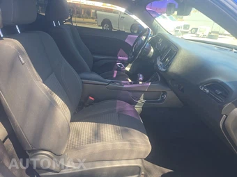 2019 Dodge Challenger SXT – miniatura 8