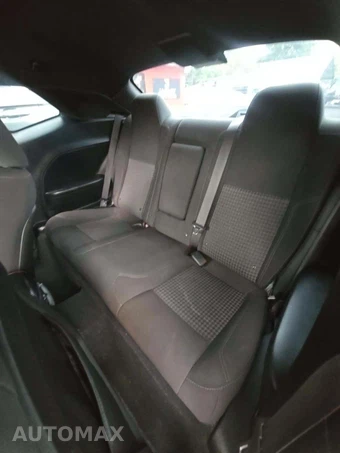2019 Dodge Challenger SXT – miniatura 13