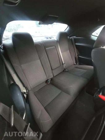 2019 Dodge Challenger SXT – miniatura 16