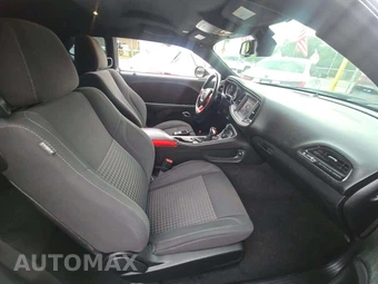 2019 Dodge Challenger SXT – miniatura 18