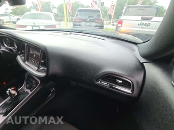 2019 Dodge Challenger SXT – miniatura 19