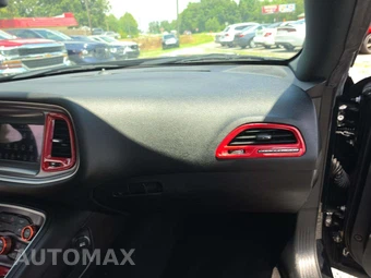 2019 Dodge Challenger SXT – miniatura 16