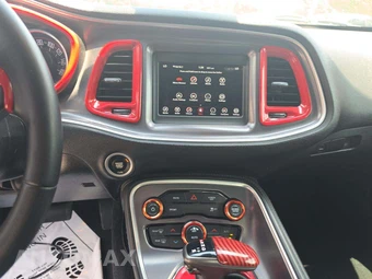 2019 Dodge Challenger SXT – miniatura 7