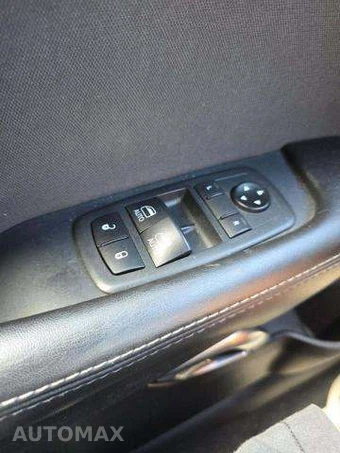 2019 Dodge Challenger SXT – miniatura 29