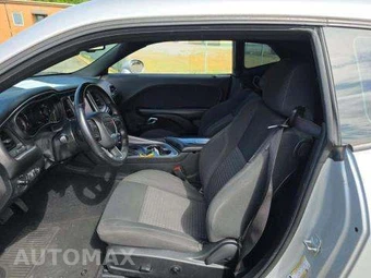 2019 Dodge Challenger SXT – miniatura 7