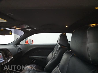 2019 Dodge Challenger SXT – miniatura 18