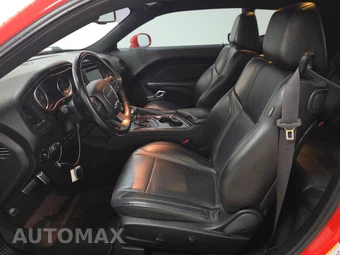 2019 Dodge Challenger SXT – miniatura 7