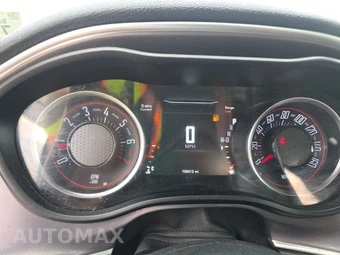 2019 Dodge Challenger SXT – miniatura 12