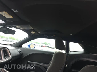 2019 Dodge Challenger SXT – miniatura 17