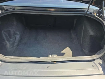 2019 Dodge Challenger SXT - miniatura 14