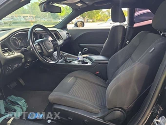 2019 Dodge Challenger SXT - miniatura 6