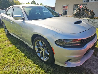 2019 Dodge Charger GT – miniatura 3