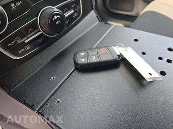 2019 Dodge Charger Police – miniatura 8