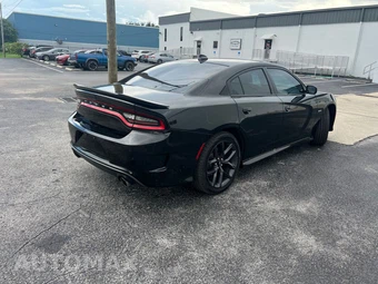 2019 Dodge Charger R/T - miniatura 4