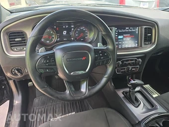 2019 Dodge Charger R/T - miniatura 14