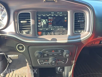 2019 Dodge Charger Scat Pack - miniatura 11