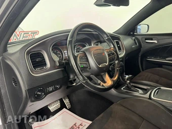 2019 Dodge Charger Scat Pack - miniatura 10