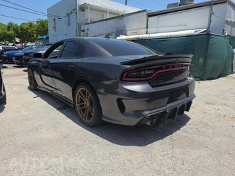 2019 Dodge Charger Scat Pack – miniatura 2