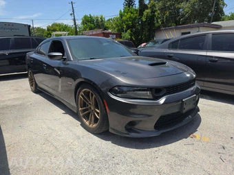 2019 Dodge Charger Scat Pack – miniatura 4
