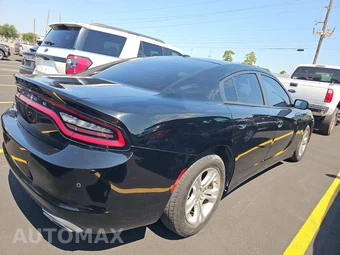 2019 Dodge Charger SXT - miniatura 4