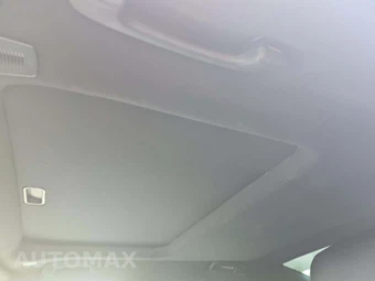2019 Dodge Charger SXT – miniatura 8
